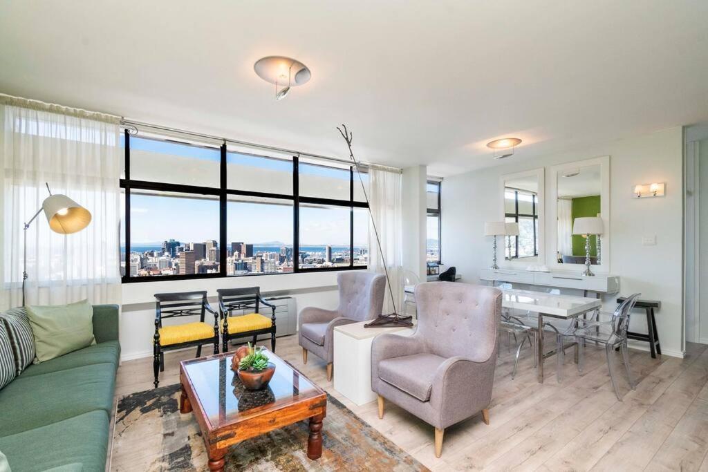 Apartment 2 Bed - Breathtaking Views - 20th Floor *